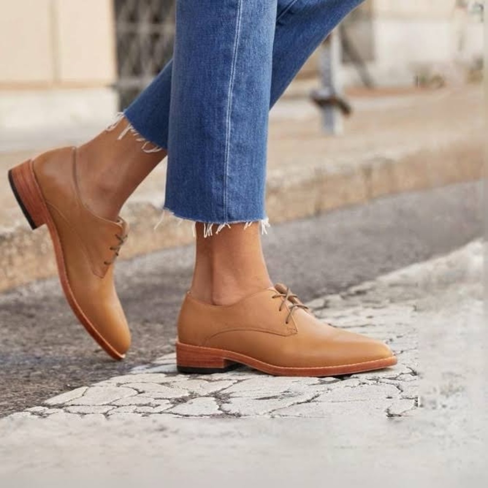 STUNNING Nisolo Leather Oxford